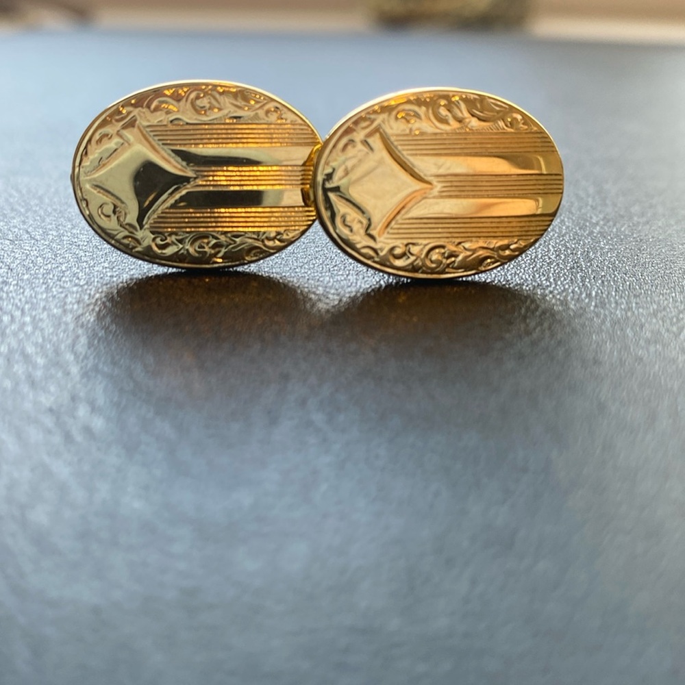 Vintage gold cufflinks.